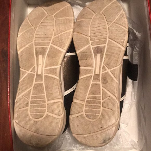 Guess Gwverna Sneakers - Picture 6 of 8
